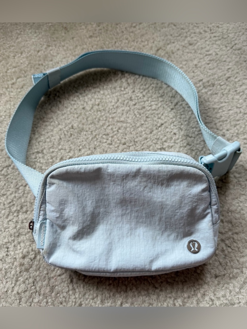 Lululemon Everywhere Belt Bag in Powder Blue